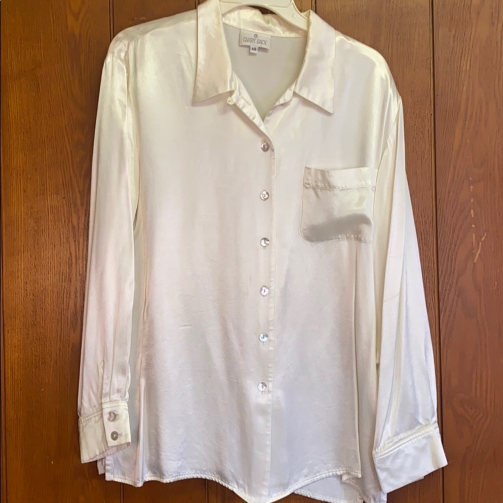 White Carry Back Blouse size 14 (1 pocket)